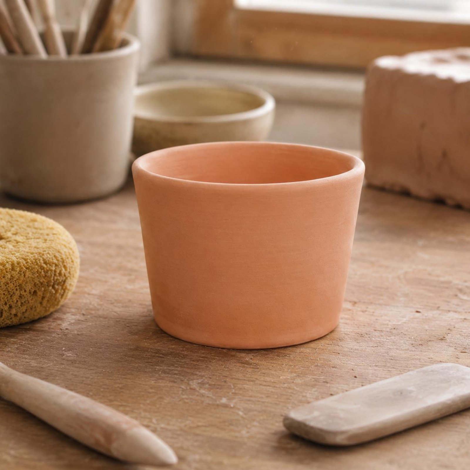 Bisque Pottery Cup Gift Idea U - đánh giá và giá Art Craft Classes