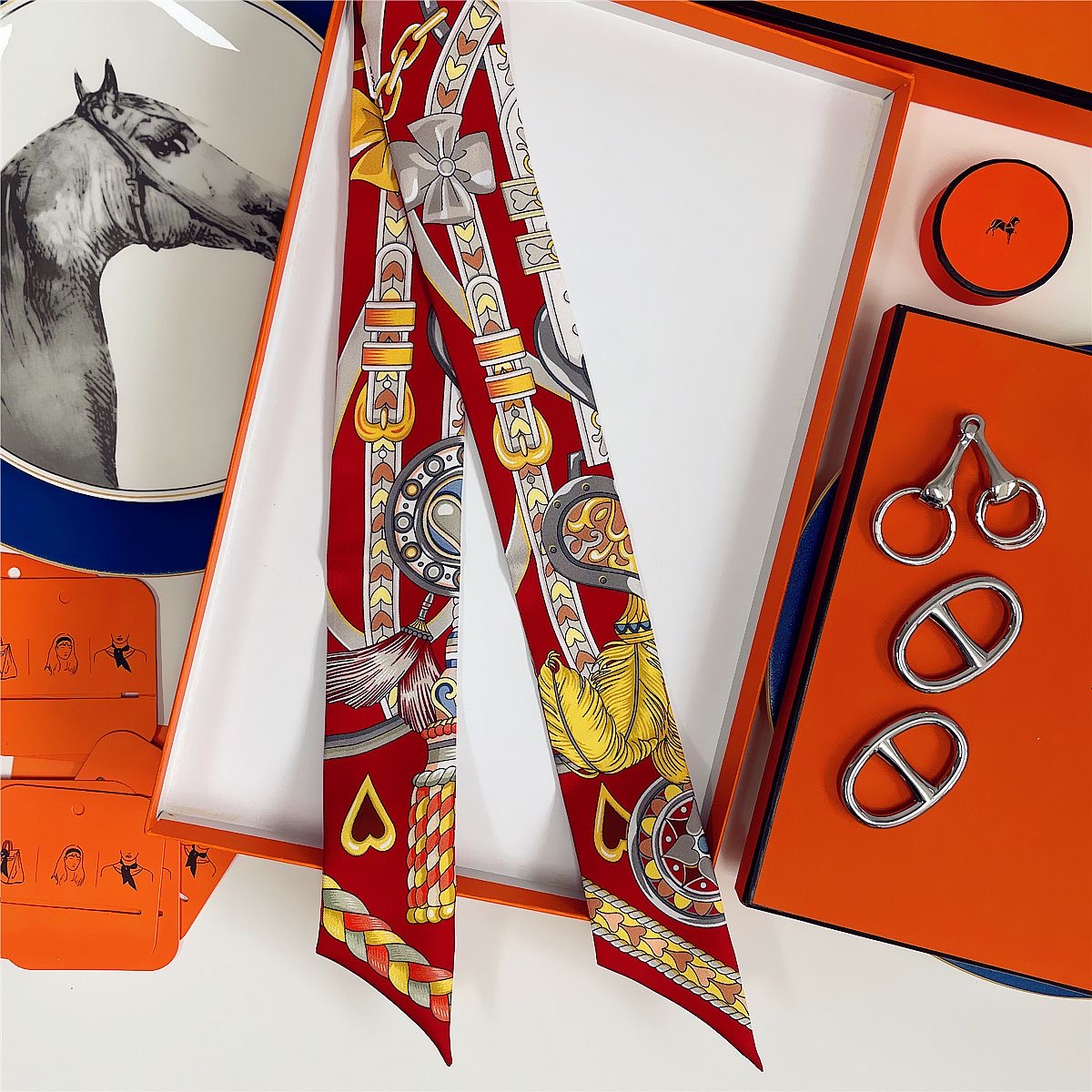 French New Style Scarf Heart L - đánh giá và giá Art Craft Bag